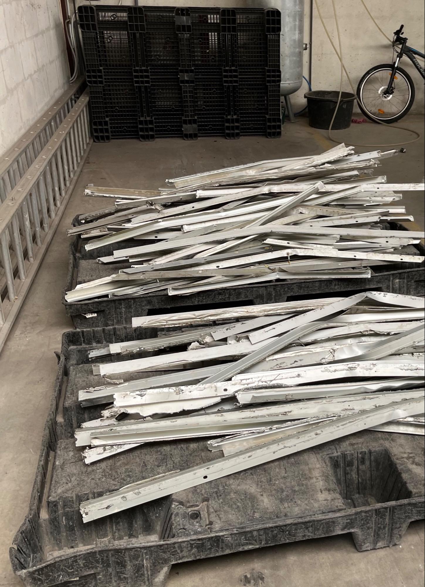 Aluminum Manually Sorted in Piles
