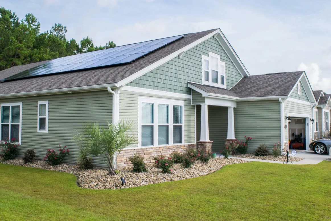 Canadian Solar, HOA, solar installation