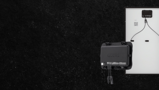 QCELL QTRON Solar Panel display