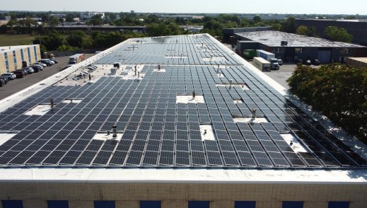 Silfab Solar commercial installation. 