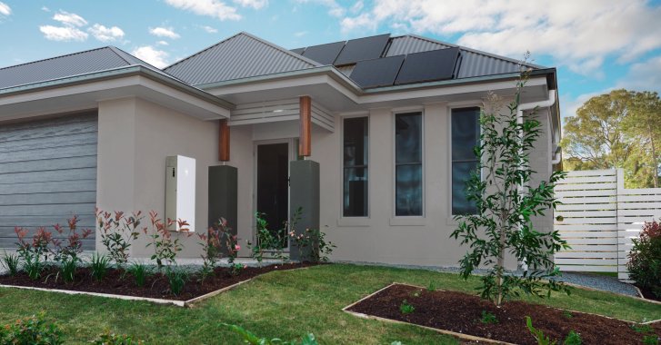 Home with Tesla Battery 