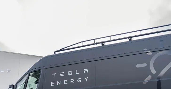 Tesla Van 