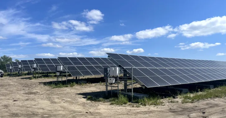 Front view of Ground mount solar array in Des Moines