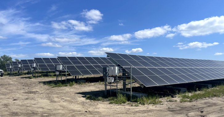 Front view of Ground mount solar array in Des Moines