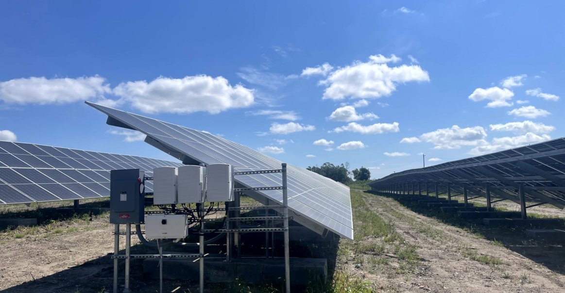 Side view of Ground mount solar array in Des Moines Side view of Ground mount solar array in Des Moines