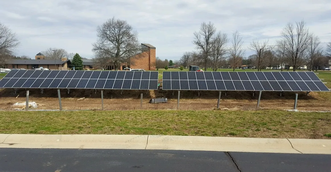 Grount Mount PV Project Supplied by Greentech Renewables