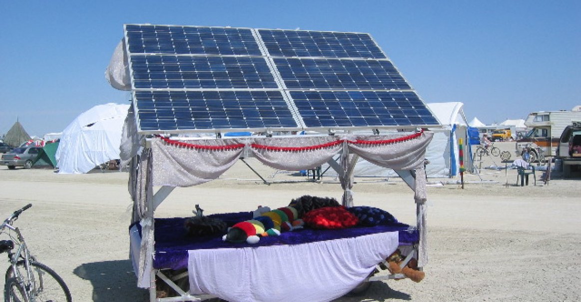 A 0.8kW Solar Art Car for Burning Man Solar car with 36V battery bank