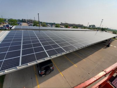 1.83 MW Quad City Airport Solar Installation in Moline, IL