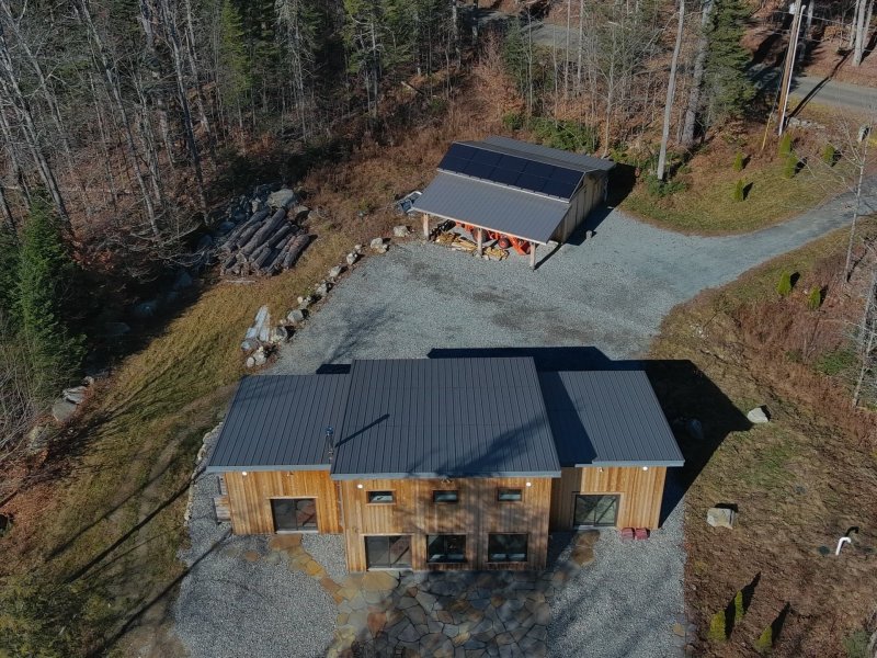 Bird's eye view of residential roof mount installation in Londonderry, VT.