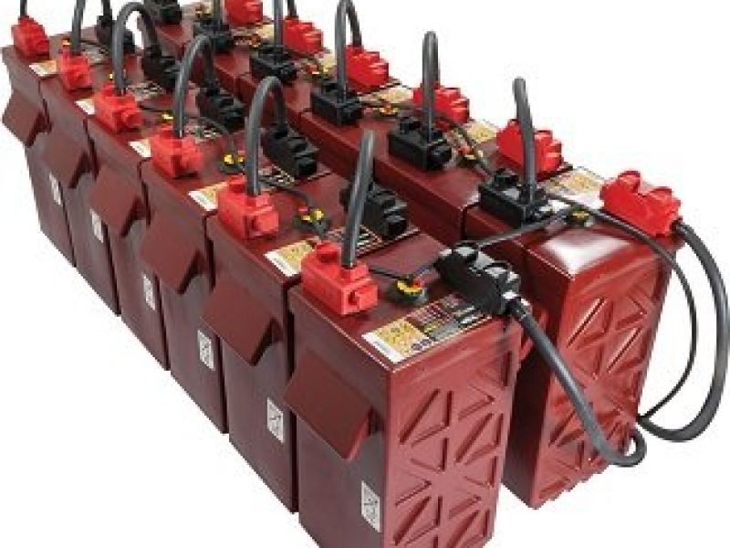 How to get the most life out of Flooded and Sealed Lead Acid Batteries